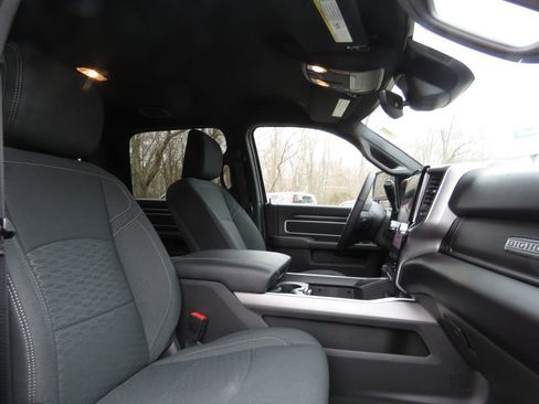 Used 2025 RAM 2500 Big Horn image 13