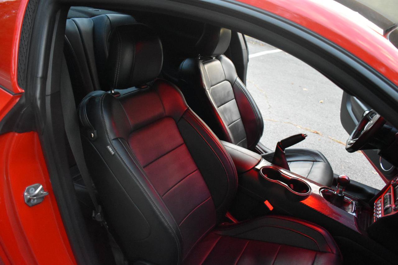 Used 2016 Ford Mustang GT Premium w/ GT Performance Package RWD image 33