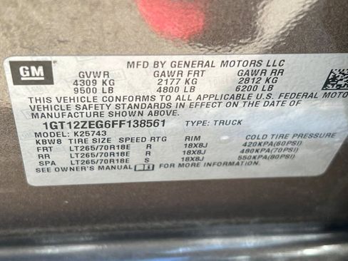 Used 2015 GMC Sierra 2500 SLT w/ Suspension Package, Off-Road AWD/4WD image 24