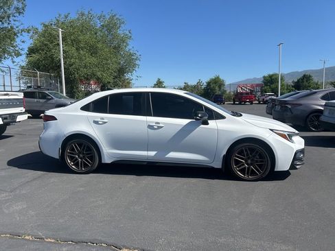 Used 2024 Toyota Corolla Sedan FWD image 3