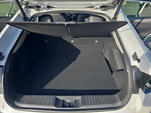 Used 2024 Toyota Prius Prime Premium image 13