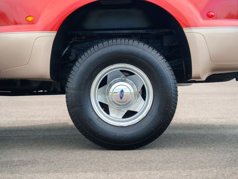 Used 1999 Ford F350 XL AWD/4WD image 40