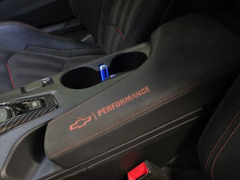 Used 2021 Chevrolet Camaro ZL1 RWD image 33