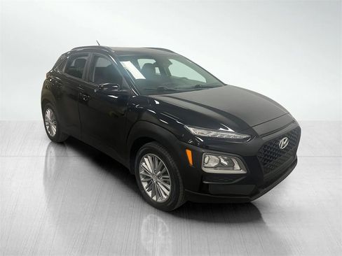 Used 2020 Hyundai Kona SEL image 1