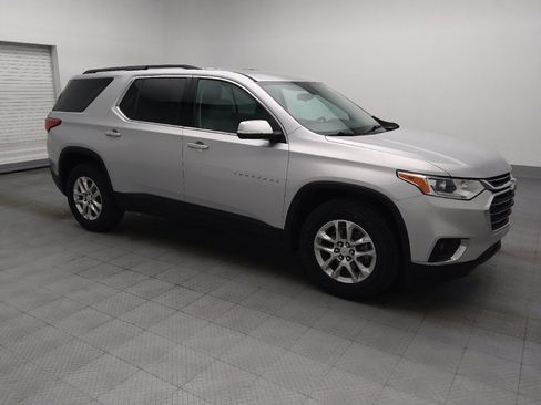 Used 2021 Chevrolet Traverse LT FWD image 11