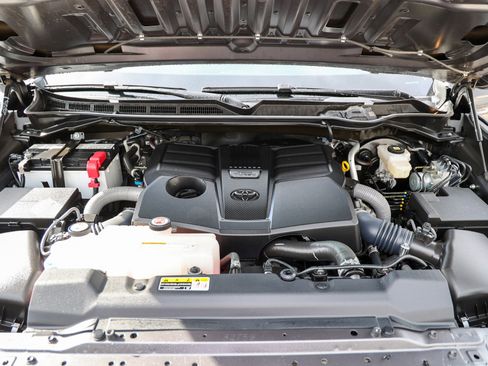 Certified 2025 Toyota Tundra SR w/ SR Tow Package image 14