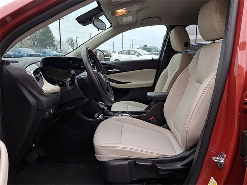 Used 2024 Buick Encore GX Preferred image 13