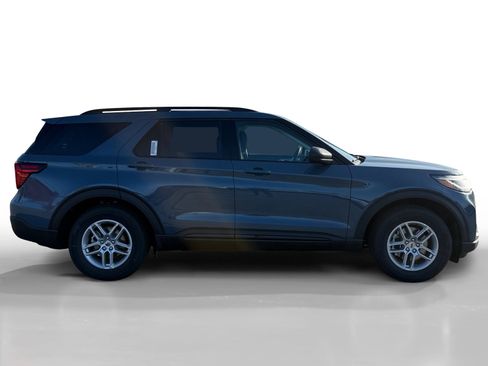New 2026 Ford Explorer Active w/ Active Comfort Package image 6