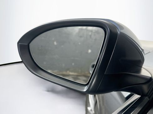 Used 2024 Volkswagen Jetta SE w/ Panoramic Sunroof Package FWD image 16