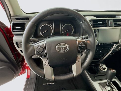 Used 2022 Toyota 4Runner Limited image 12
