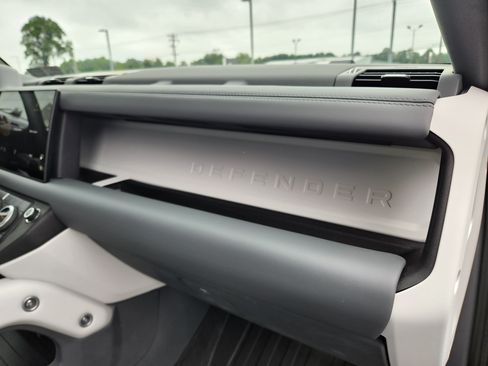 Certified 2025 Land Rover Defender 130 S AWD/4WD image 18