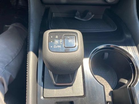 Used 2023 Nissan Rogue SL w/ SL Premium Package FWD image 14