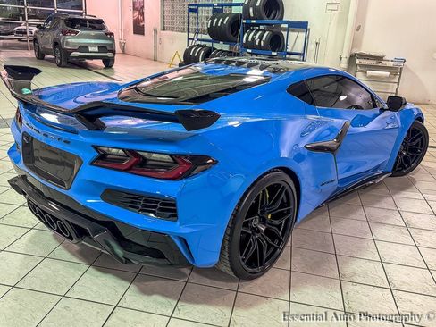Used 2025 Chevrolet Corvette Z06 w/ Stealth Interior Trim Package image 12