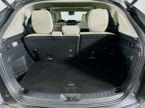 Used 2024 MAZDA CX-90 Plug-In Hybrid w/ Preferred AWD/4WD image 32