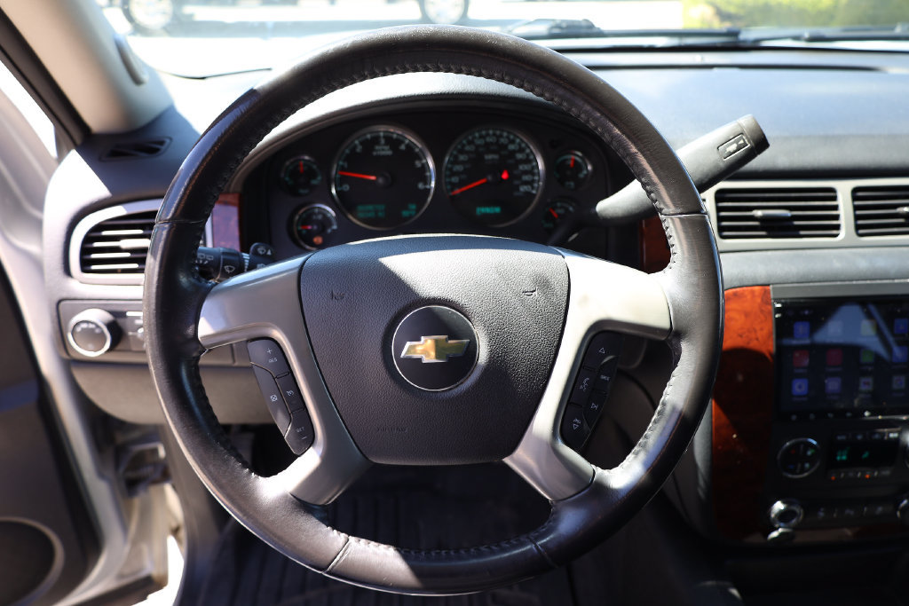 Used 2013 Chevrolet Tahoe LT AWD/4WD image 13