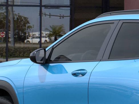 New 2026 Chevrolet Trax RS w/ Driver Confidence Package image 12