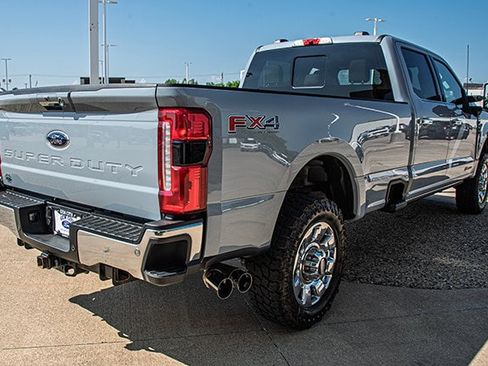 Used 2024 Ford F350 Lariat w/ Lariat Ultimate Package AWD/4WD image 4