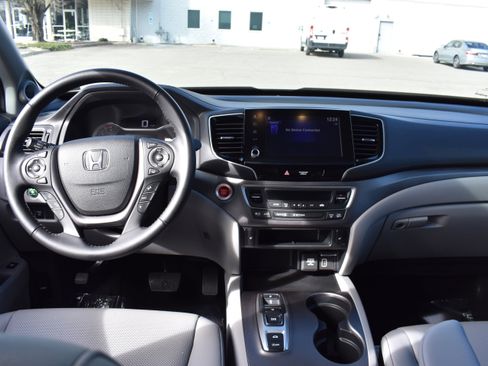 Certified 2023 Honda Ridgeline RTL image 33