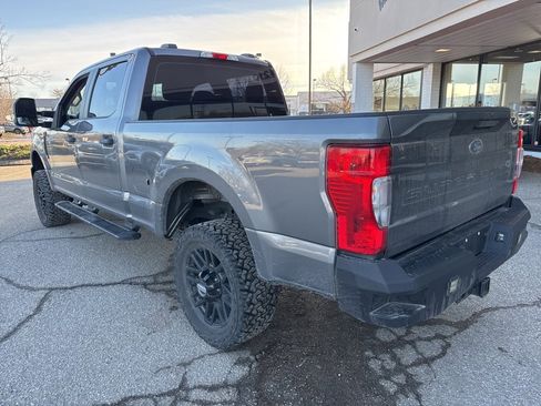 Used 2022 Ford F250 XL w/ Power Equipment Group image 7