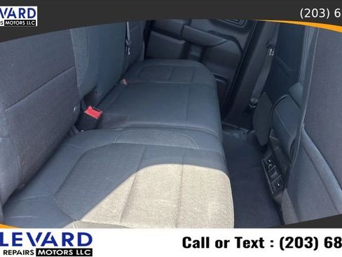 Used 2019 Chevrolet Silverado 1500 LT w/ All-Star Edition AWD/4WD image 33