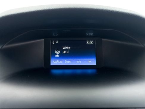 Used 2018 Ford Focus SE FWD image 4