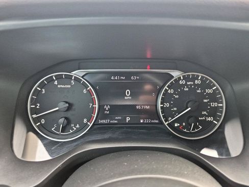 Used 2023 Nissan Rogue SV AWD/4WD image 18