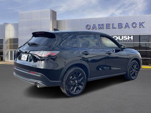 Used 2024 Honda HR-V Sport image 6