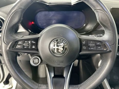 Used 2024 Alfa Romeo Tonale Ti AWD/4WD image 22