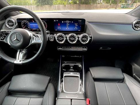 Certified 2025 Mercedes-Benz GLA 250 image 11