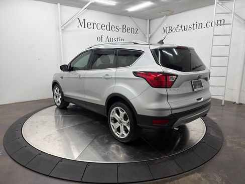 Used 2019 Ford Escape Titanium FWD image 5