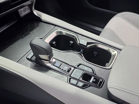 New 2026 Lexus RX 350h AWD/4WD image 17