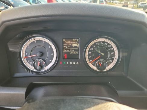 Used 2016 RAM 1500 Express image 29