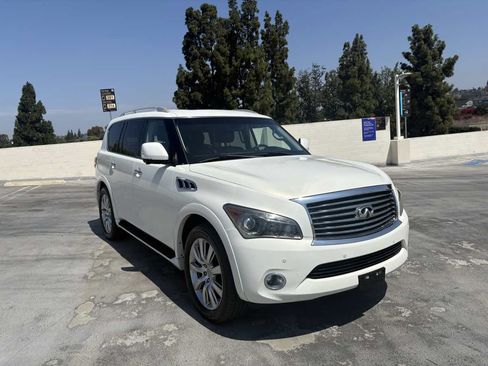 Used 2014 INFINITI QX80 2WD w/ Theater Package image 32