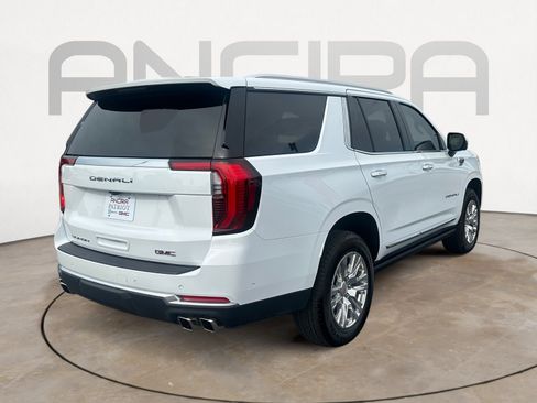 Used 2026 GMC Yukon Denali w/ Sun & Power Step Package AWD/4WD image 10