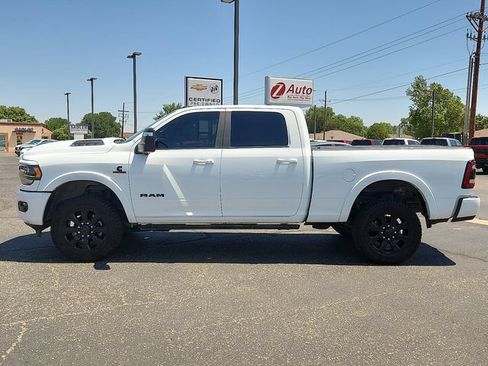 Used 2024 RAM 2500 Limited AWD/4WD image 2