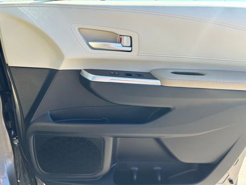 Used 2024 Toyota Sienna XLE w/ XLE Plus Package image 28