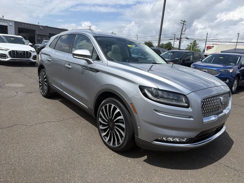 Certified 2023 Lincoln Nautilus Black Label AWD/4WD image 7