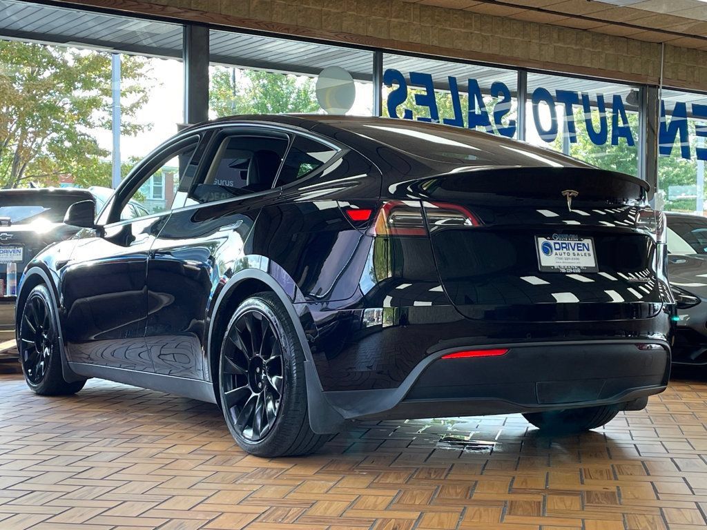 Used 2022 Tesla Model Y Performance AWD/4WD image 8