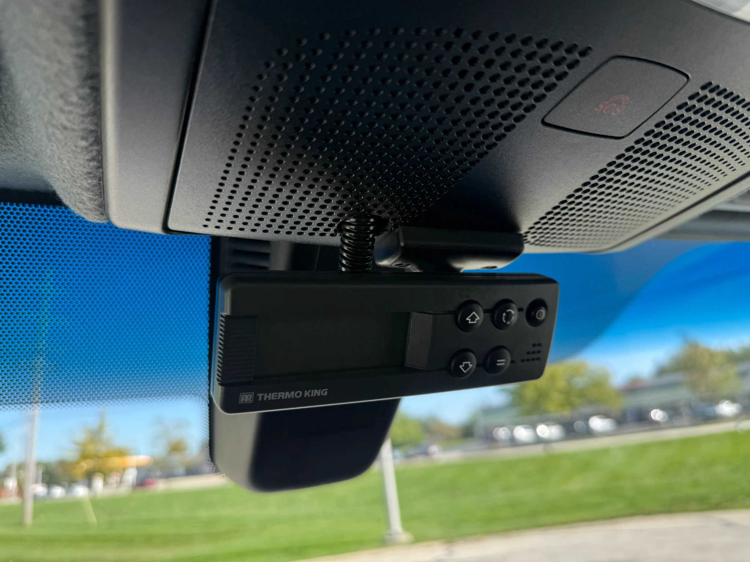 Used 2024 Mercedes-Benz Sprinter 2500 image 16