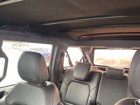 Used 2022 Ford Bronco Badlands w/ Sasquatch Package image 8