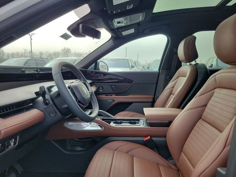 New 2026 Lincoln Nautilus Reserve image 16