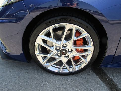 Used 2026 Chevrolet Corvette Stingray Premium Conv w/ Z51 Performance Package RWD image 24
