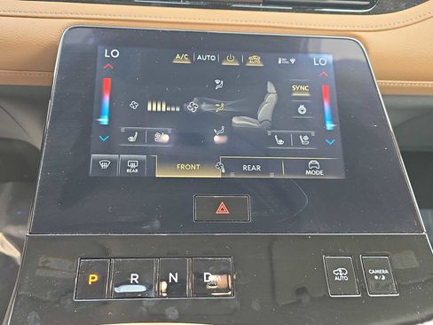 Certified 2025 INFINITI QX80 Sensory image 21