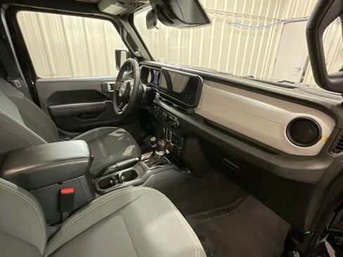 Used 2025 Jeep Wrangler Unlimited Sport S 4xe AWD/4WD image 15