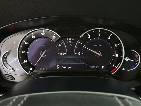 Used 2018 BMW 530i xDrive AWD/4WD image 12
