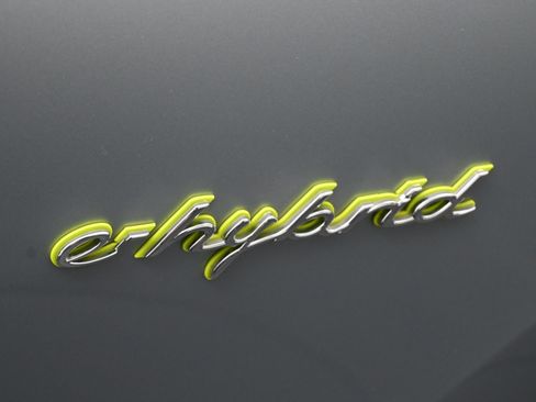 Used 2023 Porsche Cayenne E-Hybrid image 10