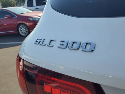 Used 2021 Mercedes-Benz GLC 300 image 8