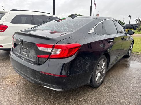 Used 2019 Honda Accord LX image 4