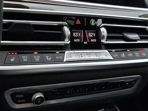 Used 2020 BMW X7 xDrive40i AWD/4WD image 14