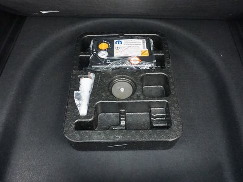 New 2026 Jeep Compass Latitude AWD/4WD image 22